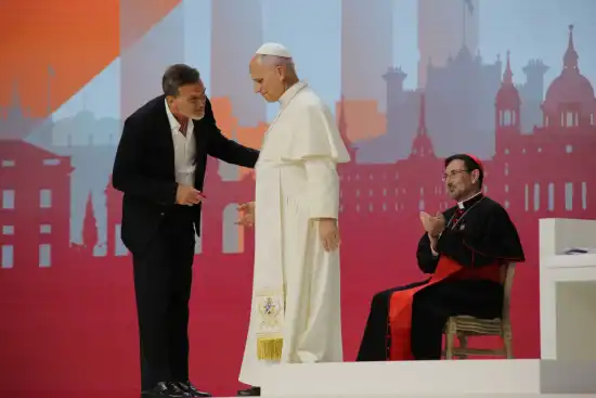 La emotiva confesión de Antonio Banderas al papa León XIV: “He sido víctima del hechizo de Dios”