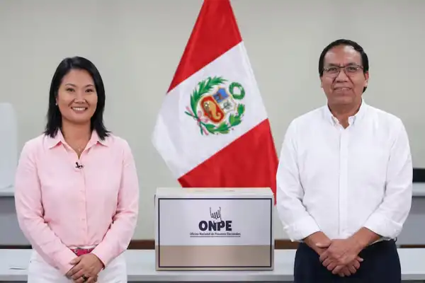 Elecciones en Perú: la segunda vuelta muestra un empate técnico entre Fujimori y Sánchez