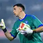 Dibu Martínez, en la mira de Juventus para la próxima temporada