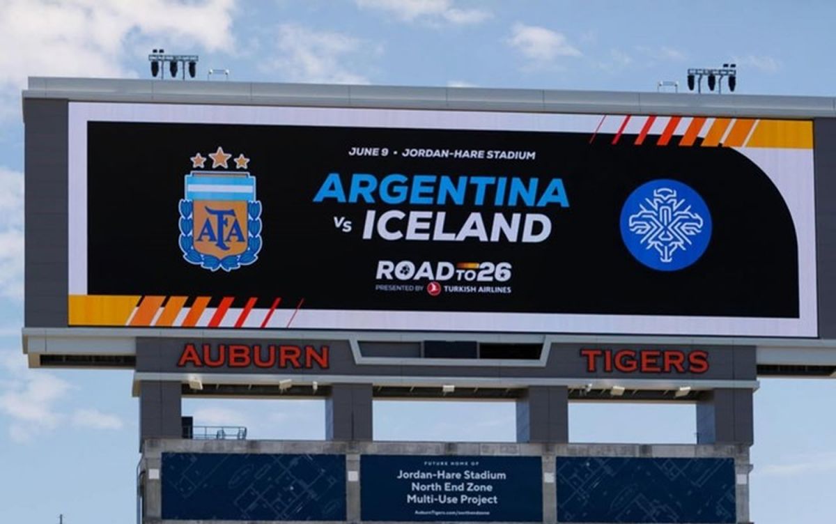 DEBUT. El partido entre Argentina e Islandia será el primero de la historia del estadio de Alabama.