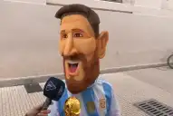 El Messi de Villa Carmela: la historia del hombre detrás de la máscara que camina las calles de Tucumán