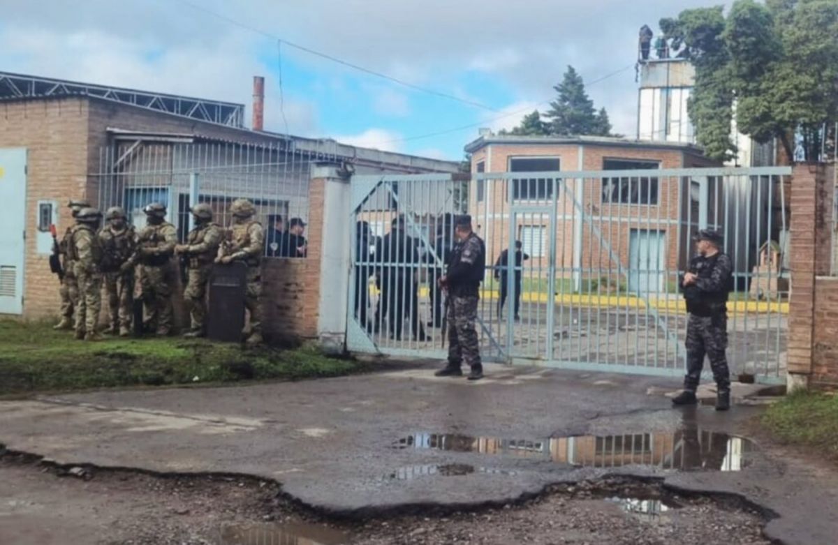 Crisis en la industria del neumático: trabajadores toman una