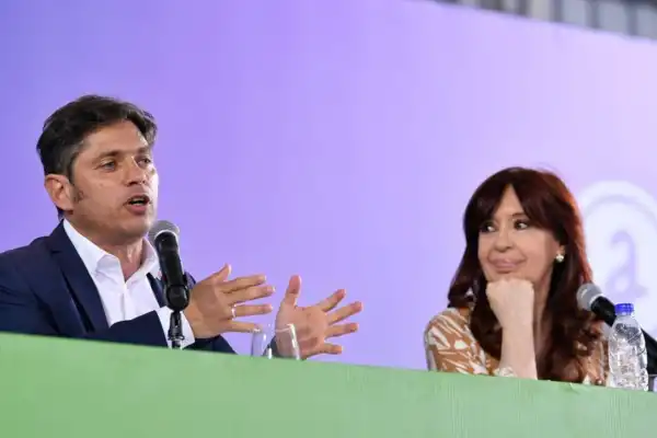 Kicillof a un año de la condena a Cristina Kirchner: Es inocente y continúa injustamente detenida