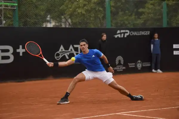 Venció a Alcaraz, fue 49 del mundo, estuvo en la Copa Davis y esta semana juega en Tucumán