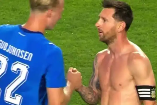 Sorpresa para Messi: por primera vez enfrentó al hijo de un ex compañero