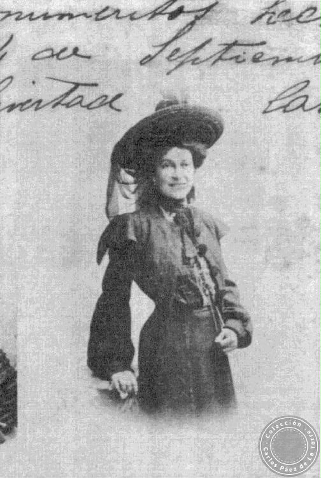 Recuerdos fotográficos: Lola Mora, a través de fotos y postales