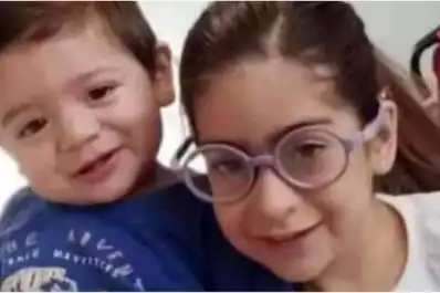 Mató a sus hijos mientras dormían y dijo que lo había hecho para “protegerlos”: la Justicia confirmó la condena