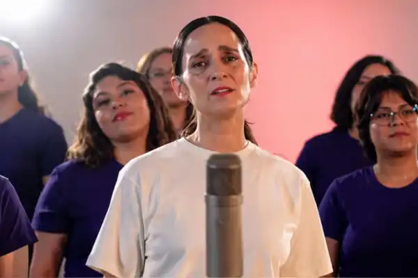 Mundial 2026: fuerte debate en redes por la canción de Julieta Venegas que promueve la igualdad en el fútbol