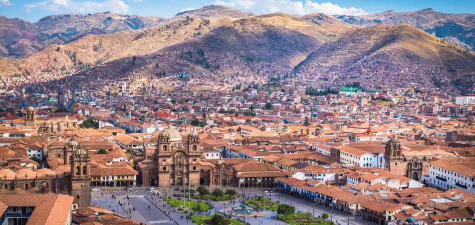 La historia detrás de un avión sanitario desde Cusco