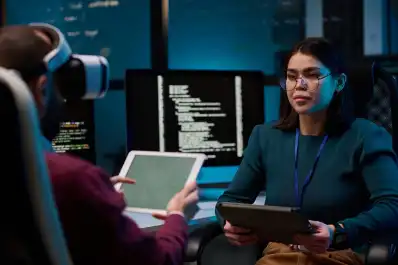 Inteligencia artificial, programación y datos: becas gratuitas para capacitarse y mejorar el CV