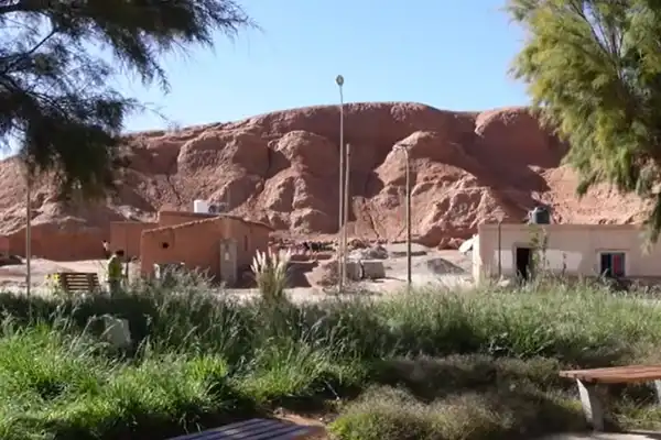 El pueblito de 700 habitantes que está rodeado por 200 volcanes: el tesoro oculto de la Argentina