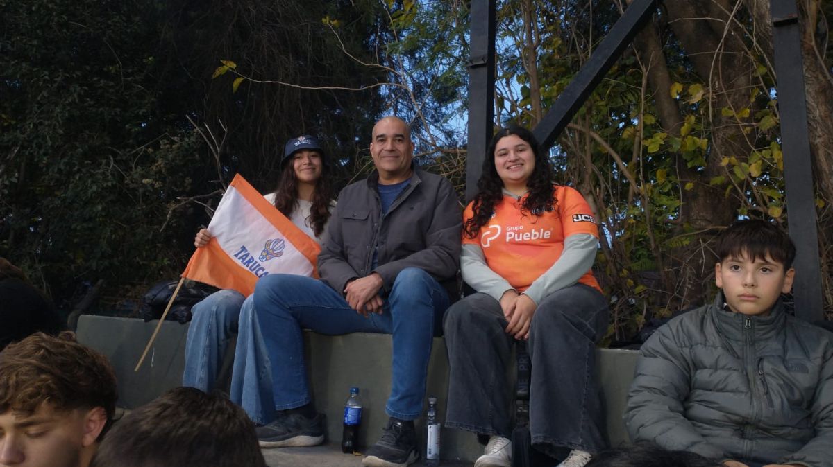 ESCALA. La familia Vivas tuvo una parada en Río Cuarto antes de llegar a la capital cordobesa.
