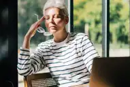 El ejercicio que más recomiendan los expertos para tener energía después de los 50