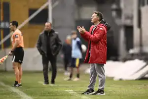 San Martín mostró otra idea de juego con Hernán De Camilo, pero los problemas siguen intactos