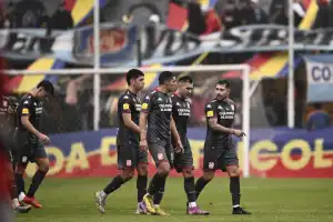 San Martín perdió con Colegiales 2-0, quedó a cuatro puntos del descenso y profundiza su crisis