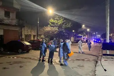 ¿Qué se sabe de la mujer hallada muerta y calcinada dentro de un auto en Tucumán?