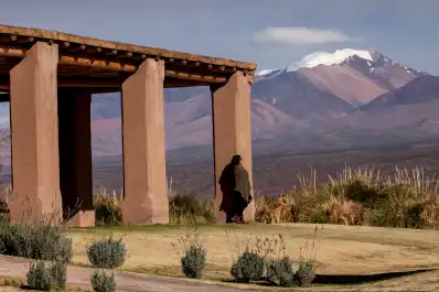 El pueblito argentino de aguas transparentes y picos nevados que fue elegido entre los mejores destinos del mundo
