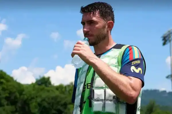 España se refugia en la tecnología para enfrentar al calor en el Mundial