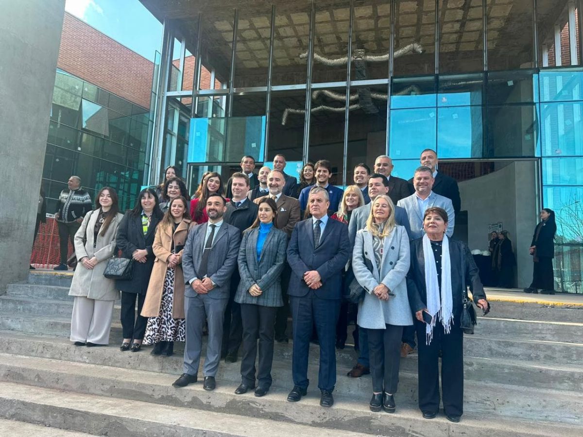 Los magistrados recorrieron el edificio del Centro Judicial del Este.