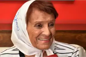 Murió Taty Almeida, histórica referente de los derechos humanos y presidenta de Madres de Plaza de Mayo Línea Fundadora