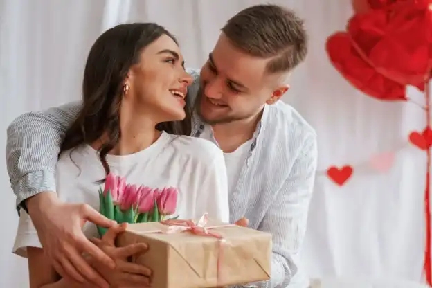 Amor en tiempo de redes sociales: el diccionario para entender los vínculos modernos
