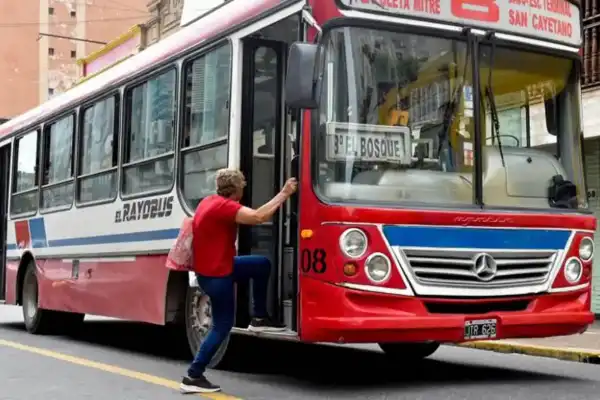 Feriado con cambios en la agenda urbana: Capital y Yerba Buena aplicarán cronogramas especiales hoy