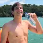 Murió Gaspi: quién era el youtuber argentino que conquistó millones con un micrófono y su clásico Buenas