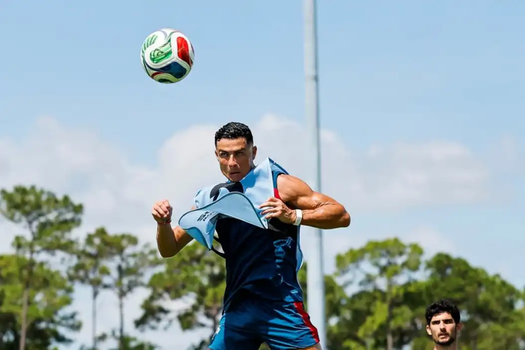 Portugal pone en marcha su ilusión con un Cristiano Ronaldo que hará historia