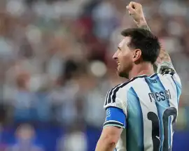 Messi hizo un hat-trick, igualó Klose y hace historia en los Mundiales