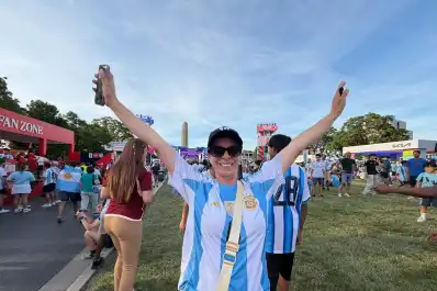 “No había vivido una alegría así”: el llanto que conmovió al Fan Fest en la previa de Argentina-Argelia