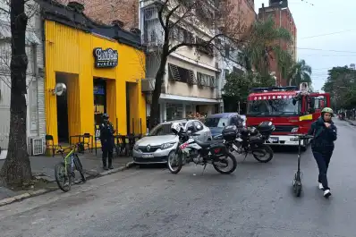 Se registró un incendio en un restaurante de comida rápida de Marcos Paz al 500