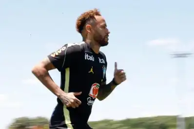 Expectativa en Brasil: Neymar entrenó a la par del grupo con la mirada puesta en Haití