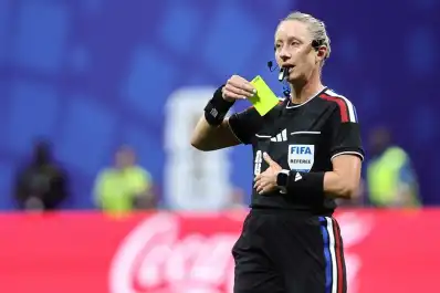 Un partido hizo historia en el Mundial 2026: por primera vez una terna arbitral femenina completa dirigió un encuentro