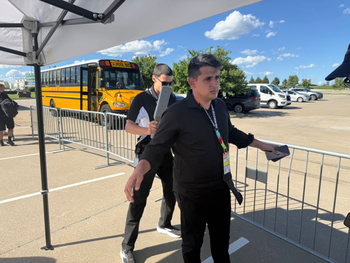 Unos minutos con la Selección: así es el ritual para ingresar al búnker argentino en Kansas City