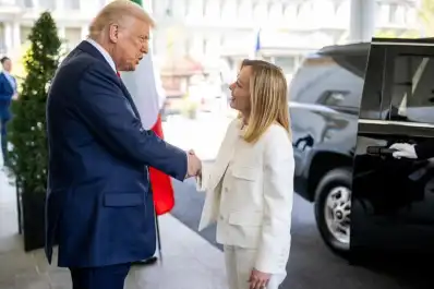 Trump dijo que Meloni le imploró una foto y la respuesta de la primera ministra fue contundente