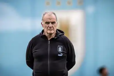 Uruguay enfrenta a Cabo Verde con la obligación de ganar y una duda clave para Bielsa