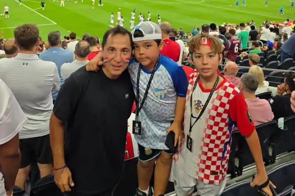 De Atlético Tucumán a Dallas: tiene tres nacionalidades y vive el Mundial 2026 alentando a Croacia y a la Selección