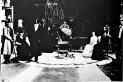 Recuerdos fotográficos: 1906. Lola Mora recibe las visitas de las reinas de Italia