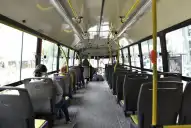 Buscan prohibir que niños usen los asientos delanteros en colectivos