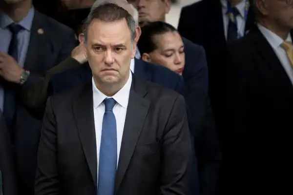 El fiscal Pollicita avanza con medidas clave en la investigación patrimonial sobre Adorni y su esposa