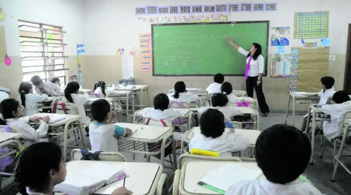 Las clases no se suspenderán hoy por el partido entre Argentina y Austria