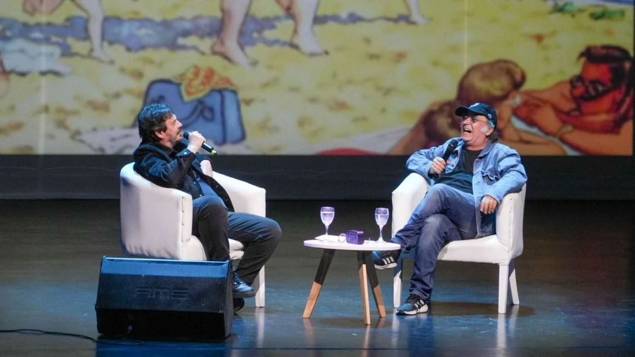 ÉXITO. El historiador contó que se presentan siempre a sala llena: “La gente sale muy contenta y agradecida”.