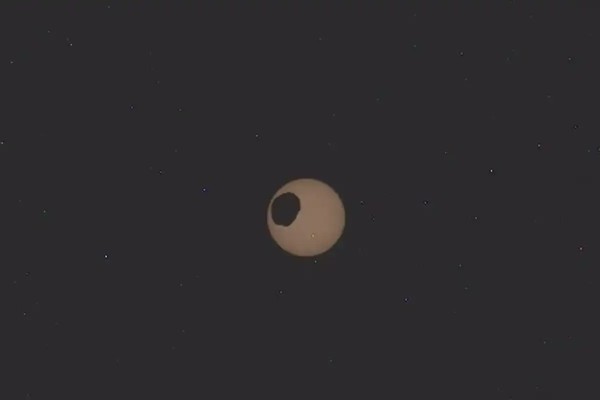 Científicos estudian una misteriosa luna perteneciente a Marte: ¿qué descubrieron?