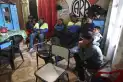 Abrió las puertas de su casa para que sus vecinos vieran Argentina-Austria en un pueblo sin electricidad