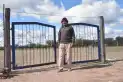 Tiene 63 años, escuchó el Mundial de 1978 a través de una radio a pilas y hoy sigue trabajando en la escuela de su pueblo