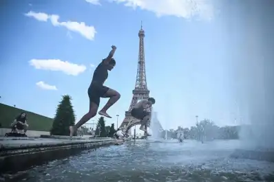 Francia: 40 personas murieron ahogadas mientras intentaban escapar de la ola de calor que azota Europa