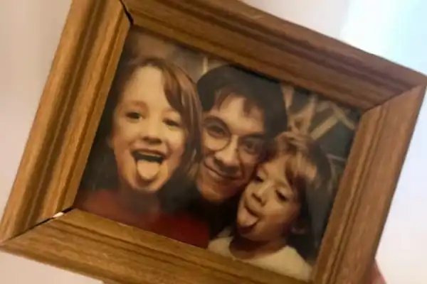 El final del misterio: los hijos de Piñón Fijo difundieron imágenes inéditas de su padre sin maquillaje