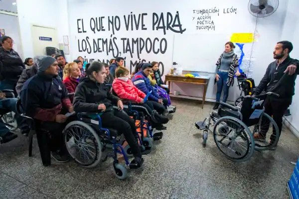 La Fundación León abrió un voluntariado para estudiantes y graduados de la UNT