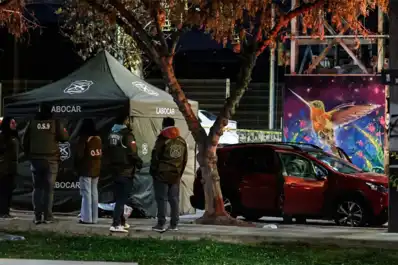 Conmoción en Chile: un niño murió después de ser arrastrado 30 cuadras por el auto que le robaron a su padre