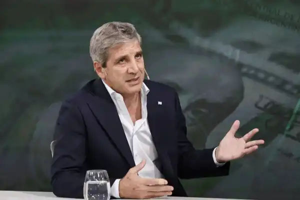 Informe de la AGN contra Economía: detectan falta de control en un crédito de U$S 200 millones